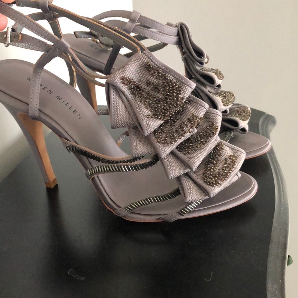 Gorgeous Karen Millen strappy sandal.
